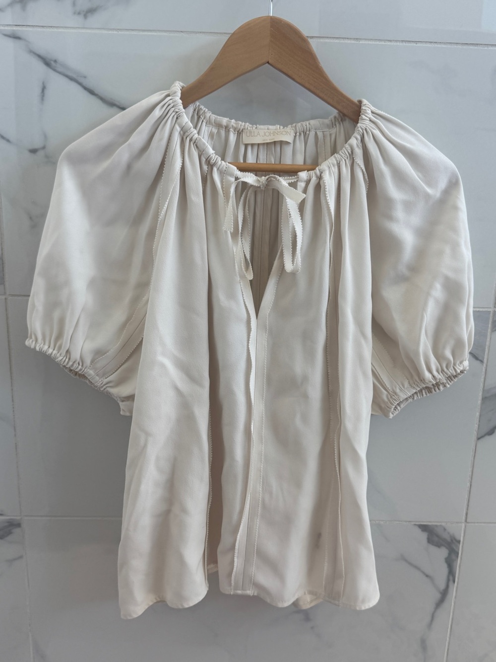 Ulla Johnson Marcelena top - bone cream - size 2 - fits a small - really pretty!
